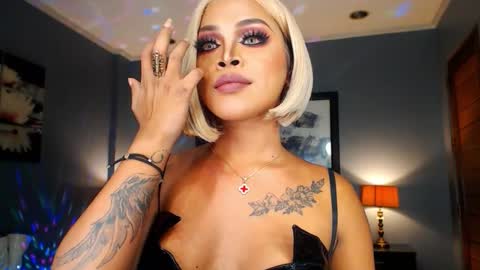 UrMajestyTyra online show from October 5, 4:21 am