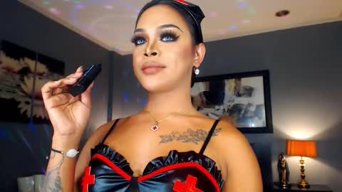 UrMajestyTyra online show from September 20, 1:52 am