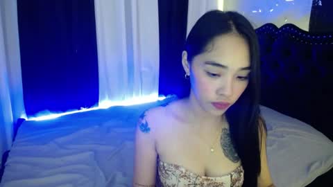 urpetit_soflexx online show from May 13, 12:37 pm