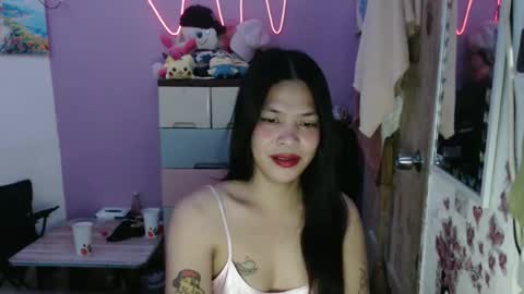 hi im kim online show from December 4, 12:43 am