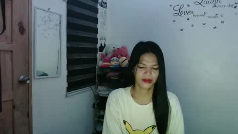 hi im kim online show from February 9, 11:36 pm