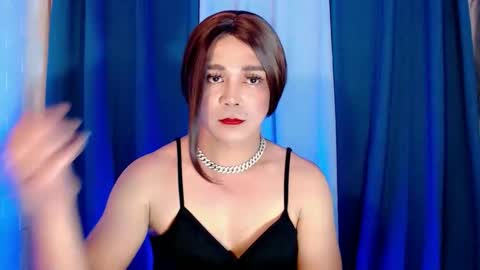 Snapshot of urqueen_cassandra chatting on October 11, 9:36 am BEA online show from October 11, 9:36 am