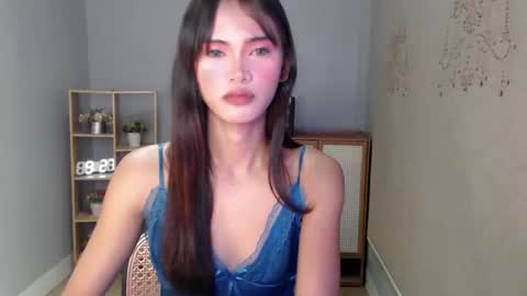 Snapshot of ursandra_xx chatting on March 9, 10:19 pm ursandra_xx online show from March 9, 10:19 pm