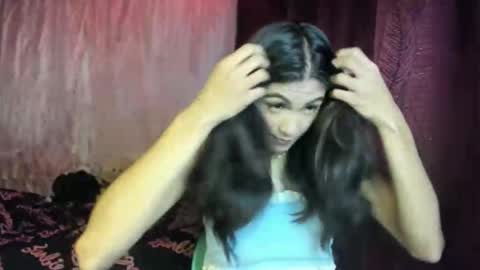 ursexyvalerie_xx online show from November 26, 2:58 pm