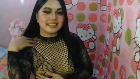 maxie online show from December 1, 10:57 am