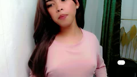 jasmine online show from April 10, 4:44 pm