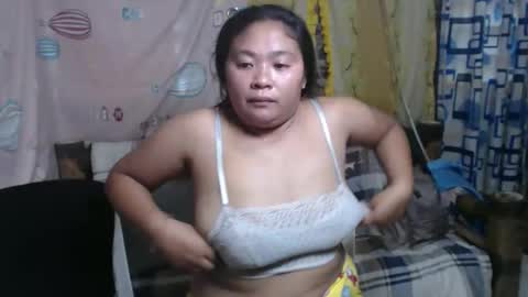 ursweet_candy online show from June 10, 11:47 pm