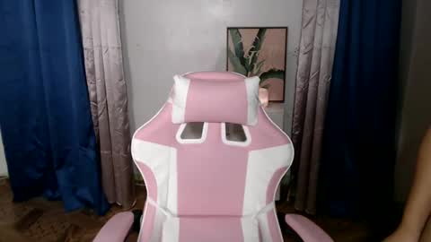 Snapshot of ursweet_zeviixx chatting on January 28, 12:15 am ursweet_zeviixx online show from January 28, 12:15 am