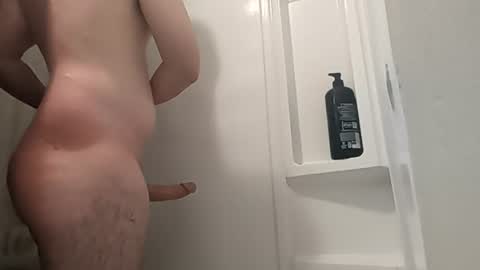 ursweetboy65 online show from July 28, 11:59 pm