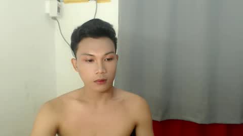 Snapshot of ursweetfucker_kimeya69 chatting on October 9, 10:32 am ursweetfucker_kimeya69 online show from October 9, 10:32 am