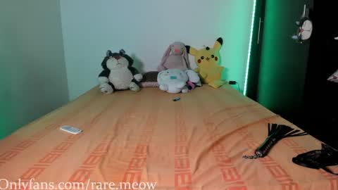 Snapshot of uryko_yor chatting on March 6, 11:31 pm online show from March 6, 11:31 pm