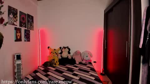 Snapshot of uryko_yor chatting on February 7, 9:48 pm online show from February 7, 9:48 pm