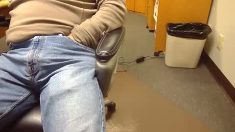 useemie online show from April 14, 10:57 pm