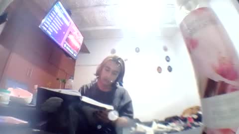 user_of_existance online show from April 10, 6:08 am