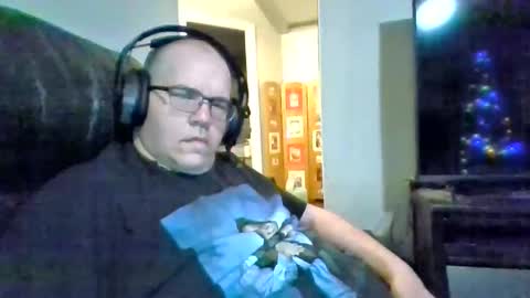 Snapshot of usstarr1 chatting on December 14, 1:27 am usstarr1 online show from December 14, 1:27 am