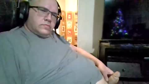 Snapshot of usstarr1 chatting on December 5, 12:47 am usstarr1 online show from December 5, 12:47 am