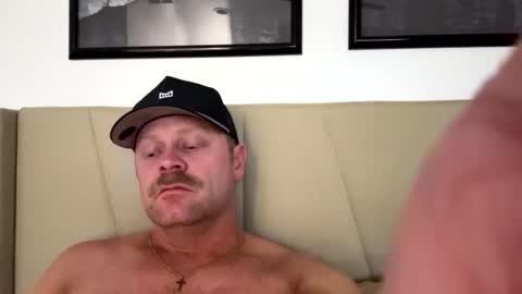 utah4fub4 online show from October 13, 3:30 am