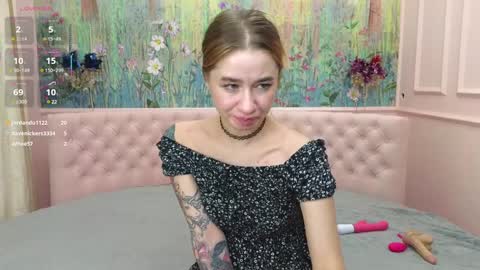 Leila online show from January 18, 9:13 pm