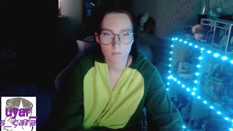 Cara online show from September 29, 3:44 pm