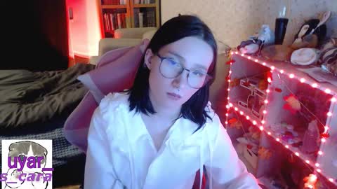 Cara online show from October 27, 5:57 pm