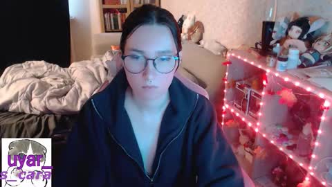 Cara online show from October 14, 12:30 pm