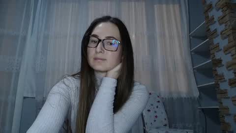 Valensiya online show from March 4, 8:05 pm