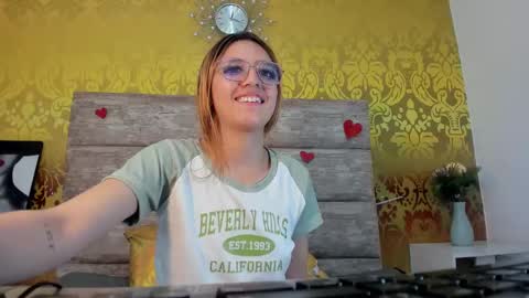 vaaiolett_12 online show from February 21, 9:22 pm