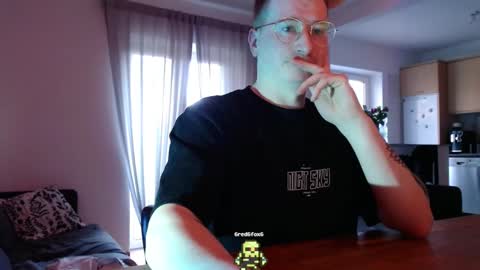 Snapshot of vacation__ chatting on February 18, 4:03 pm vacation__ online show from February 18, 4:03 pm