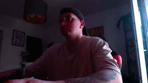 Snapshot of vacation__ chatting on September 19, 1:48 pm vacation__ online show from September 19, 1:48 pm