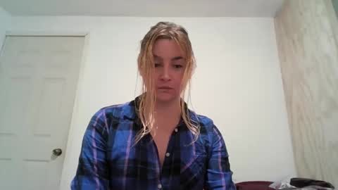 Snapshot of vagimosa chatting on October 21, 10:57 pm vagimosa online show from October 21, 10:57 pm