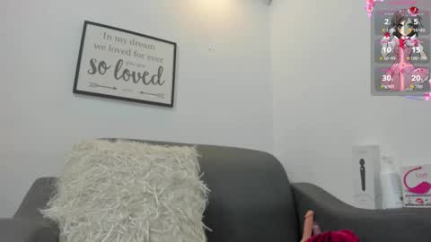 Snapshot of vainilla_heart chatting on October 2, 4:22 am vainilla_heart online show from October 2, 4:22 am