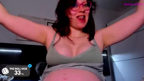 Snapshot of vainillacrepe chatting on February 23, 8:55 pm Im Mila my onlyfans is vainillacrepe online show from February 23, 8:55 pm