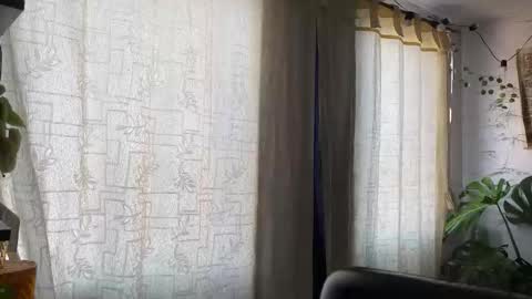   Valentin  independent Cam Boy     online show from March 15, 10:13 pm