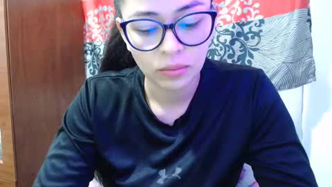 Snapshot of valentina_nappi96 chatting on March 9, 10:08 pm VALE online show from March 9, 10:08 pm