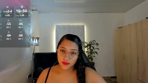 Valentina online show from October 10, 2:45 pm
