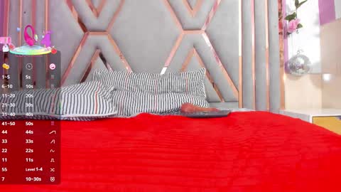 Snapshot of valentinaa_rios chatting on October 11, 6:18 am VALENTINA online show from October 11, 6:18 am