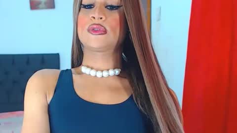 VALENTINA   online show from February 10, 6:35 pm