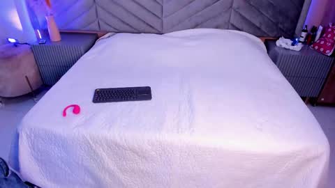 Snapshot of valentine_mia_ chatting on September 23, 8:26 pm Mia online show from September 23, 8:26 pm