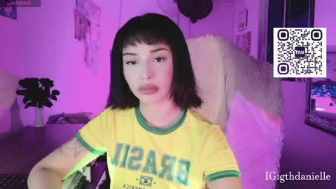 Danielle  Please help me to reach 300 thumbs up online show from March 23, 10:04 pm