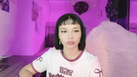 Danielle  Please help me to reach 300 thumbs up online show from February 2, 7:27 am