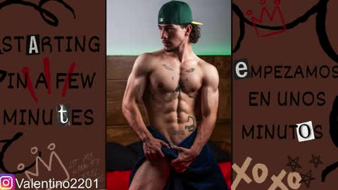 Valentino - 15 OFF valentino2201 online show from April 17, 2:25 am