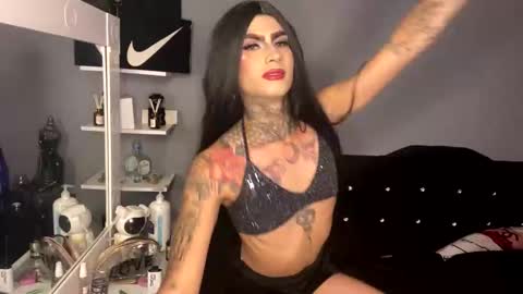 valentino_bs online show from February 25, 2:37 am