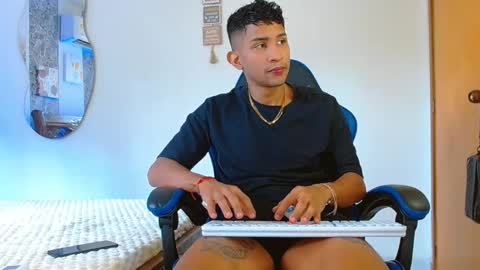 Mistery Guy online show from October 3, 5:43 pm