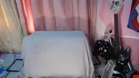 Snapshot of valeri_cove chatting on October 18, 2:54 pm Valeri Cove online show from October 18, 2:54 pm