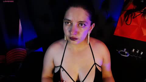 valeria_de_leon online show from April 10, 10:36 pm