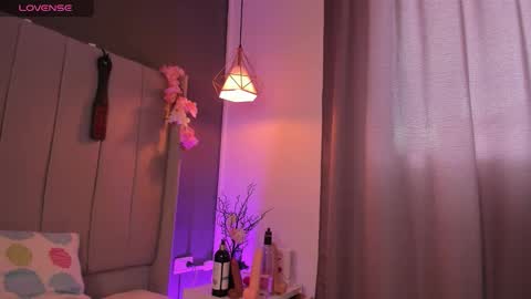 valeria_rouse28 online show from November 19, 6:07 pm