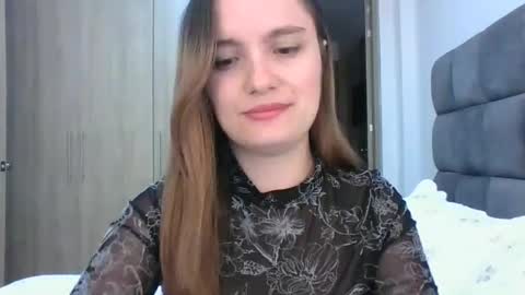Snapshot of valeriafrannco chatting on March 11, 11:47 pm valeriafrannco online show from March 11, 11:47 pm
