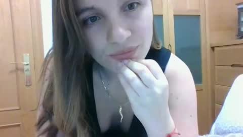 Snapshot of valeriafrannco chatting on October 18, 9:19 pm valeriafrannco online show from October 18, 9:19 pm