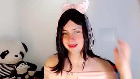 valeriagill_ online show from October 13, 10:12 pm