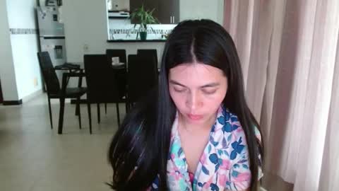 valeria-000  acuario online show from February 6, 3:26 pm